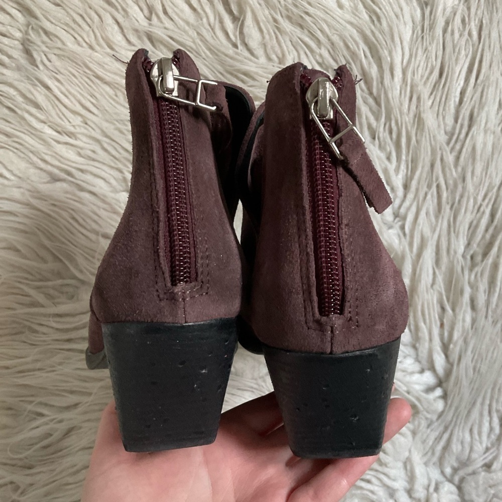 Golo Suede Tucson Purple Egglant Block Heeled Western Ankle Booties EUC Size 8.5 - Picture 7 of 10